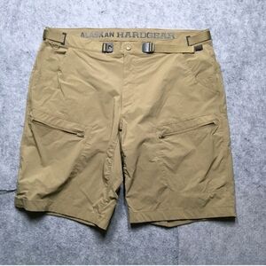 Alaskan Hardgear Shorts Mens 34 Khaki Built-In Belt Zipper Pocket Duluth AKHG
